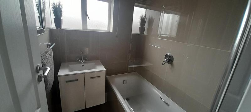 To Let 2 Bedroom Property for Rent in Plumstead Western Cape